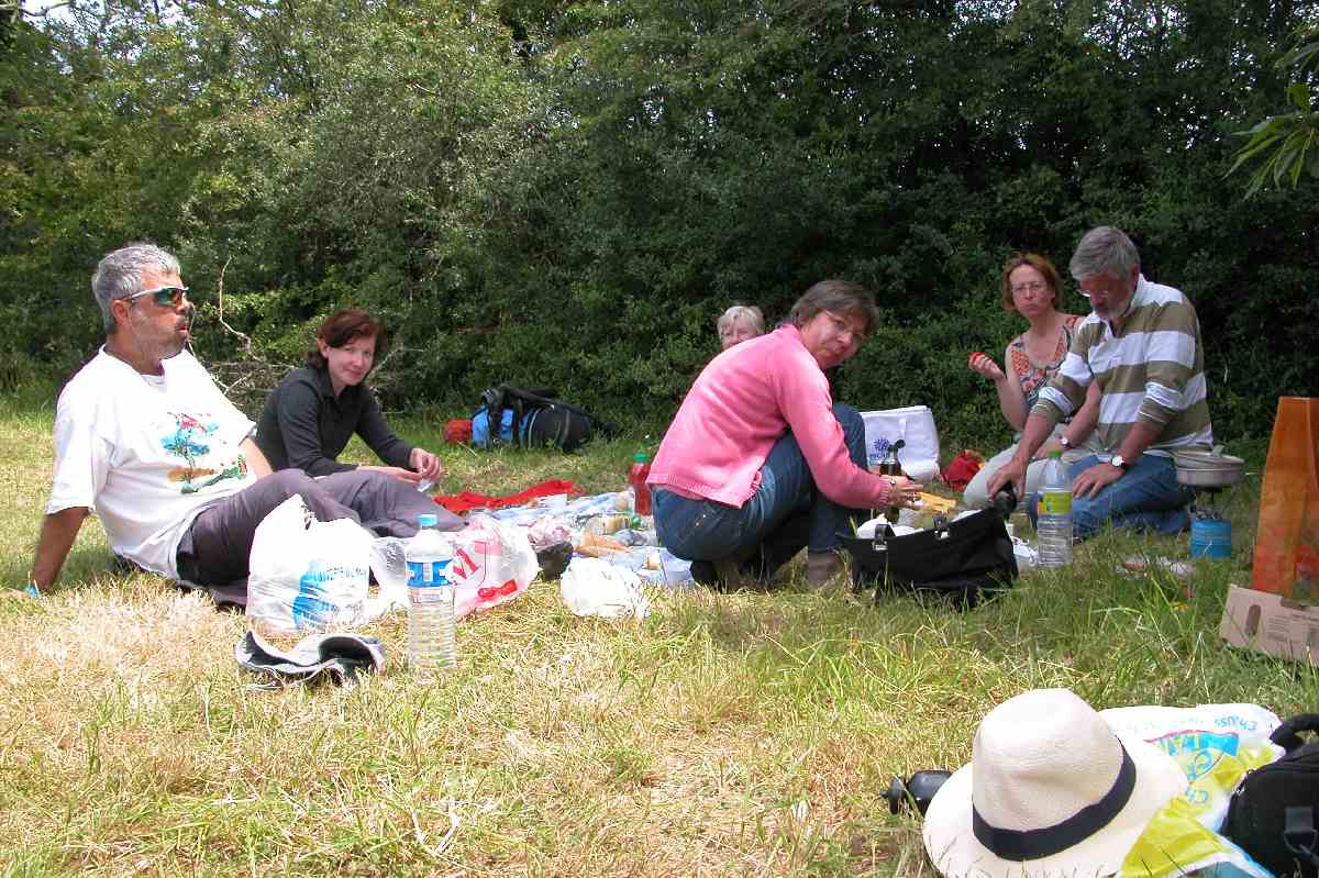 Img20PicnicAuCamping.JPG (reduit)