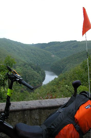 80GorgesD'AvezeDordogne.JPG (reduit)