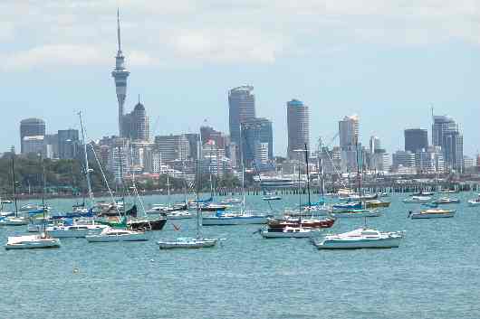 013Auckland.JPG (reduit)